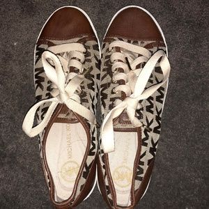 🆕🆕 Michael Kors Sneakers